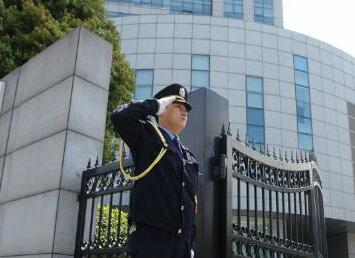 學(xué)校保安對(duì)學(xué)校重要嗎？